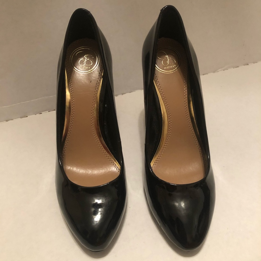 Jessica Simpson heels